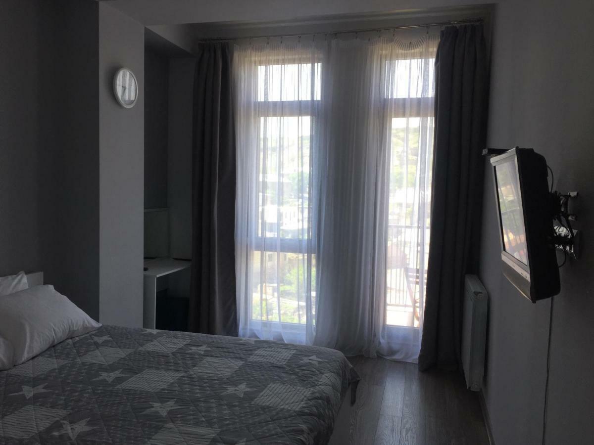 Sunny Apartment Ortachala تبليسي المظهر الخارجي الصورة